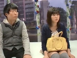 41843 - その場のノリで友人とHしてしまう女子大生