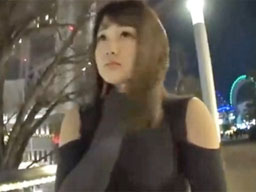 42078 - 新婚ホヤホヤの若妻さんがナンパに付いて行き不倫セックス