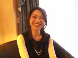42488 - 「旦那とはしばらくしてないです…」ご無沙汰な人妻がイケメンとホテルでイケないデート