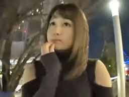 42821 - 新婚なのにナンパにスンナリ付いて行ってしまう人妻さん