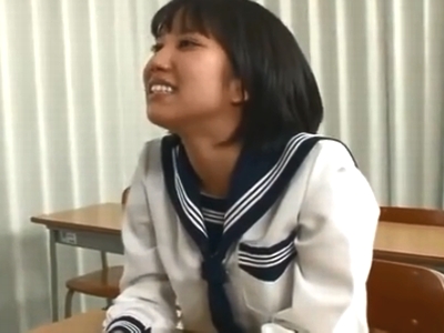 63823 - 外国人講師のメガチンポを濃厚なフェラチオで搾り取る美少女JK