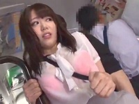 684988 - 「いやっ‥やめてぇ‥」色白巨乳人妻がバス内で集団痴漢レイプ被害に！