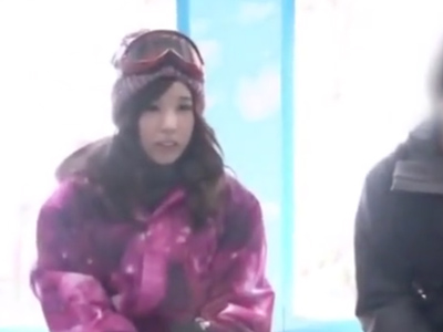 701072 - 「もぉやだよ…」MM号で男友達にパコられてしまう巨乳美女