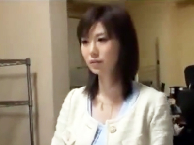 60222 - 制服ロリJKをデカマラ調教開始→強制中出しパコ