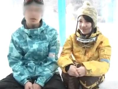 60431 - 「たくさん出してね‥ｗ」淫語ぶちまけながらの手コキで中出しに誘導する真性痴女！