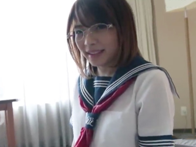 698732 - 「恥ずかしいよぉｗ」透明感バツグンな美乳素人がナンパ師チンポをご奉仕！