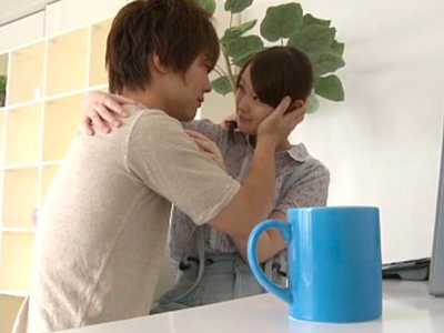 699210 - 「お…おっきぃっ」寝ている美女にチンコを擦り付けてパコハメ性交！