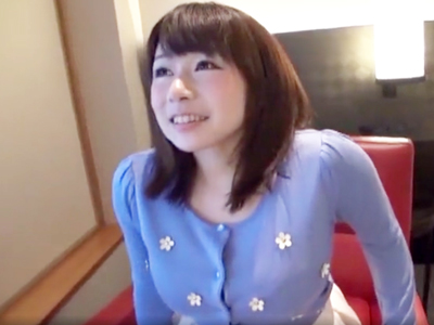 702534 - ちっちゃなミニマム身長なのにドデカイ巨乳の素人娘とハメ撮りH