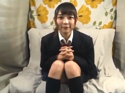 63820 - 「どうされると気持ちいいの？」瑠川リナがファンのチンコを優しく手コキ抜き