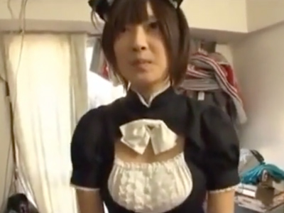 704060 - 純粋無垢なロリ少女を人気のないマンションへ連れ込み→チンポしゃぶらせ全力顔射！