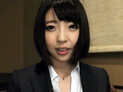 60790 - 「おじさんのくっさーいｗ」バス内で痴漢に遭うもノリノリで尻コキ始める痴女JC