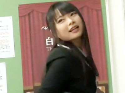 64268 - 「早く挿れて」ド淫乱なロリJKが同級生を強引に誘惑しデカマラを求める