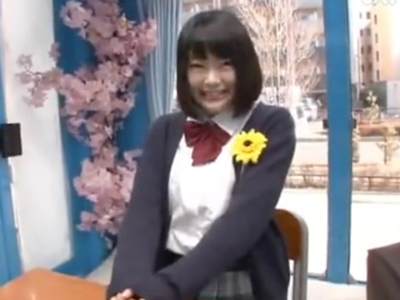 701157 - ナンパした素人JKをMM号に連れ込み着衣パコ！