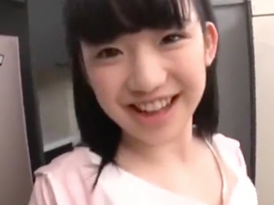 702761 - お兄ちゃん大好きなロリ巨乳妹と両親がいない隙を狙って生ハメ近親相姦！