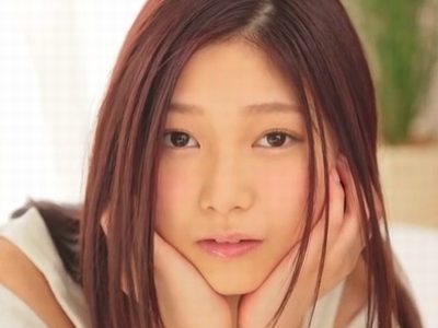 700133 - 透明感抜群のアイドル級の美素人がイケメンチンポハメられマジイキ！