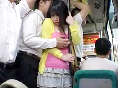 700480 - 「やめてくださぃ！」変態オヤジに無理やり迫られ犯される若妻ｗ