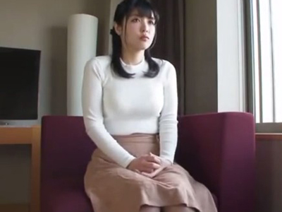 62217 - 謝礼に目が眩んで大学の友人とH