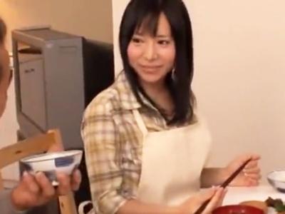 63126 - ピチピチ21歳娘がおじいちゃんチンポを高速ジュポフェラ抜き！