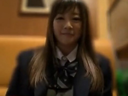 44803 - ネットで知り合った相手とホテルで交わる女子校生