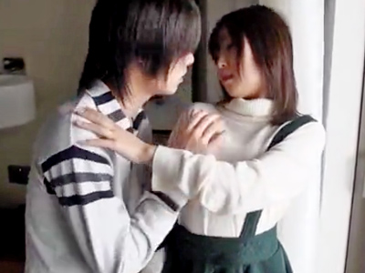 708956 - 美乳をぷるんぷるん揺らしながら腰振りまくるロリ美少女！