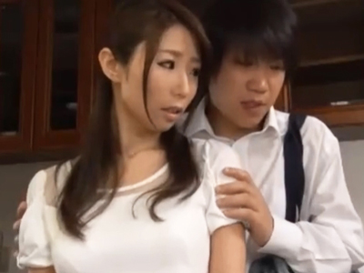 713580 - 思春期義息子に迫られて断りきれず近親相姦してしまった巨乳妻