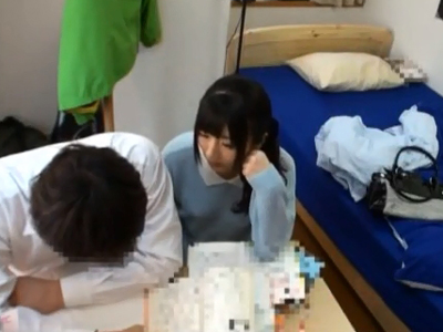 712183 - パンチラってレベルじゃない誘惑にボッキしちゃった水道業者