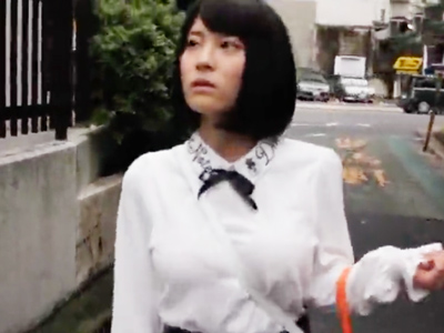 710357 - 近所の弟分がデカチンと気づいてハメちゃう欲求不満ギャル