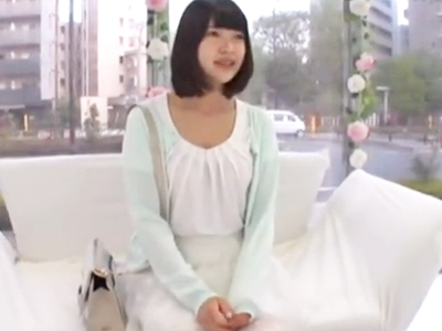 67945 - 「えっ？ちょっと…」四つん這いの格好からいきなり肉棒をねじ込まれる女子大生ｗ