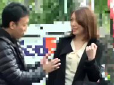 707134 - 広瀬◯ず似で激カワJKがいつもの円光相手に友達呼ばれて3P