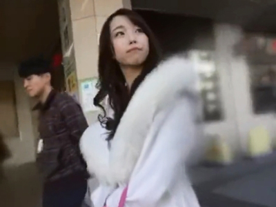 712195 - ガチ天然美少女ナンパ成功！当然即ホで3P顔射ｗ
