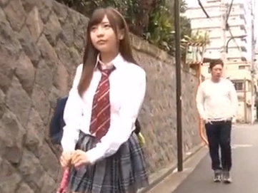 72018 - 童顔のロリ娘が鬼畜男にレイプされて抵抗出来ないままに生中出し