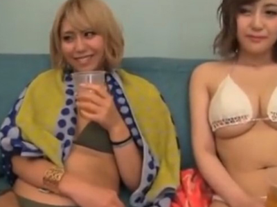 73634 - マジックミラールームに連れ込んだ女子大生にエロ質問投げかけながらチンポぶち込む羞恥パコ！