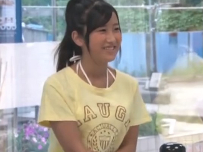 74514 1 - 海でナンパした美女をハメる→童貞君に中出しされる