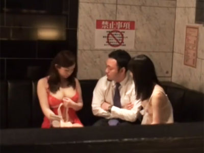 71642 1 - 「んっ凄ぃ…硬くて気持ちいよぉお！…」おっぱぶ嬢本気イキ→客チンポに濡れ濡れになっちゃう
