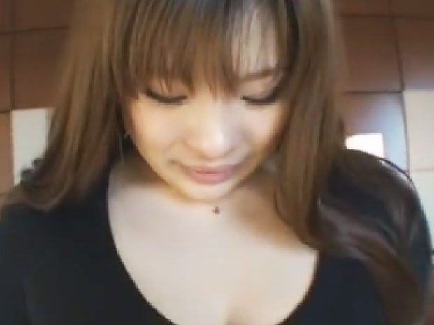 72927 - 爆乳エステティシャンがお客様のおチンポをパイズリ抜き！