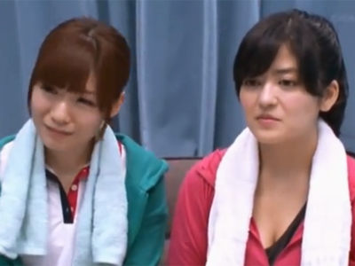 68348 1 - 恵体の素人お姉さんたちが御願いを断りきれずチンポをジュポフェラ口内射精