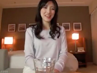 708593 - ペニバン小悪魔しゅりに躾けられてアナルと手コキでトコロテン逝き