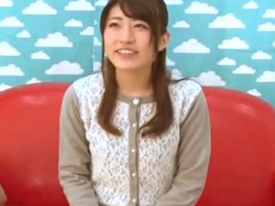 82255 - デカマラを見せつけられた水着姿の素人お姉さん→ハメ展開で強制連続イキ