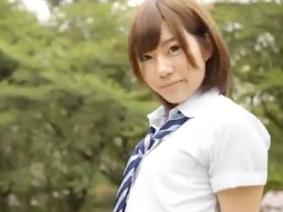 707925 - シコってる男たちの中に放り込まれて中出しされ続ける美少女