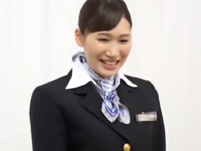76509 - 「気持ち良かった？//」フライト終わりのCAが優しく童貞を筆おろし！
