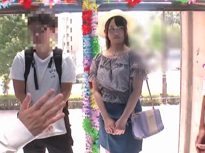 721432 - 札束の魅力にあっさり陥落！彼氏の目の前で元彼に中出し許しちゃうビッチ素人娘ｗ