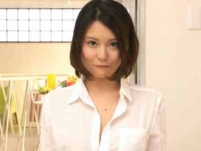 82565 - 乳首つねっただけでマンコが洪水状態の敏感少女が巨根を捻じ込まれて大絶叫イキ