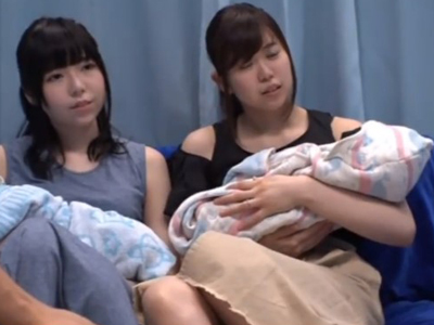 724336 - 子持ち素人妻二人組をナンパ→寝取り挿入頂きましたｗ