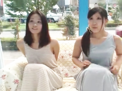 78095 - 美人なママ友二人組を電マ責めで発情させて4P乱交でまとめて寝取るｗ