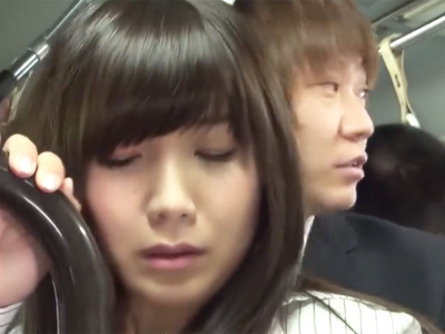 78889 - 痴漢が思いのほかイケメンで凄テクで思わず受け入れるお姉さん