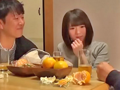 716222 - こたつの中で兄嫁にイタズラ→ムラムラしちゃって不倫パコ