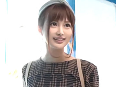 720925 - 水戸でナンパした素人娘がMM号で草食系男子を応援