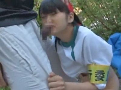 720678 - 「やだぁ…やめてょ…」体操服姿のJKがクズ男に野外で顔射レイプされて号泣！