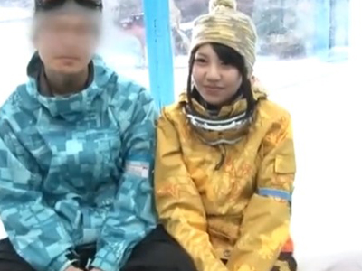 79631 - 「あ…声が出ちゃう…！」旦那が隣にいるのに気持ち良すぎて絶頂する人妻