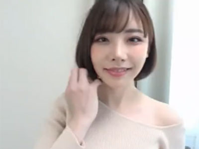 81620 - 色白美少女の深田えいみが騎乗位マンズリで射精支援